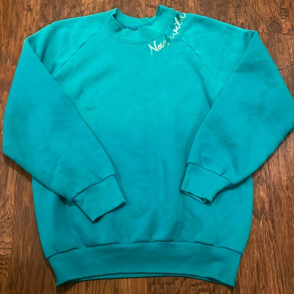 I Stole My Boyfriend’s Sweatshirt-Nashville sweatshirt - Picture 1 of 11